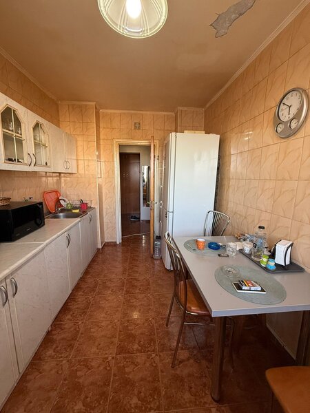 Basarabia, Vergului. 3 camere